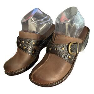 b.ø.c Brown Leather‎ Buckle Clog Mules Embossed Strap Studded Comfort Shoes 8M